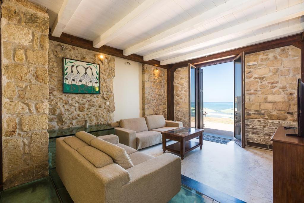 Volakas Beachfront Suites ريثيمنو المظهر الخارجي الصورة
