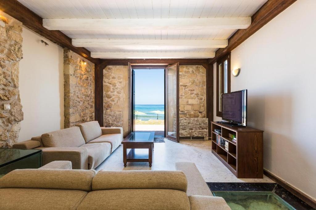 Volakas Beachfront Suites ريثيمنو المظهر الخارجي الصورة