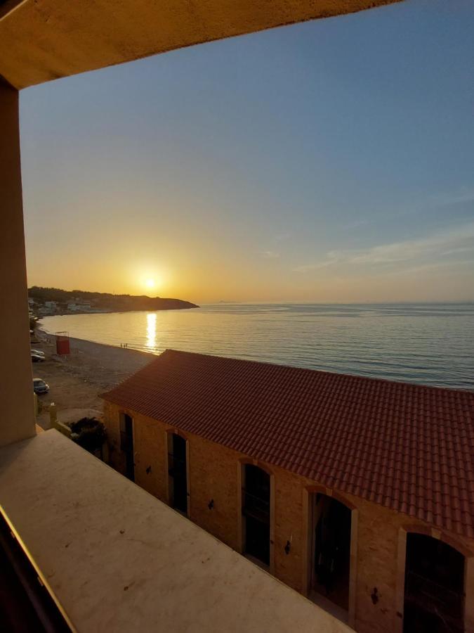 Volakas Beachfront Suites ريثيمنو المظهر الخارجي الصورة