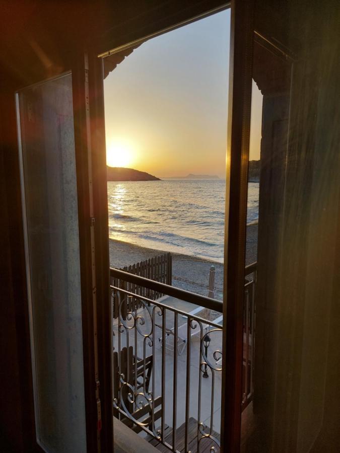 Volakas Beachfront Suites ريثيمنو المظهر الخارجي الصورة