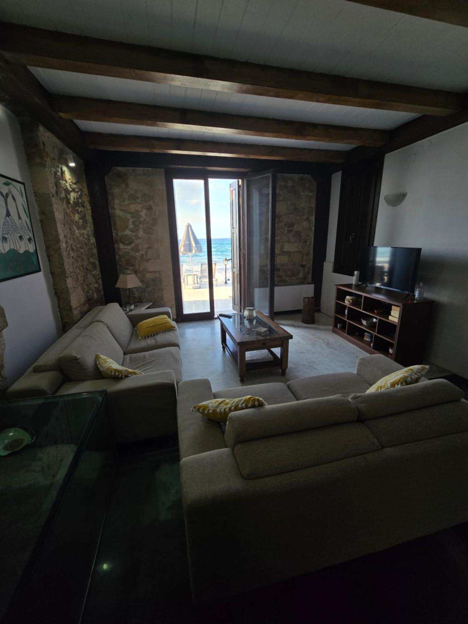 Volakas Beachfront Suites ريثيمنو المظهر الخارجي الصورة